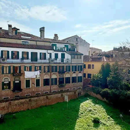 Moretta - Historical Center Апартаменты Венеция