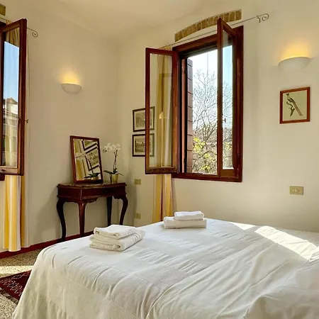 Apartment Moretta - Historical Center