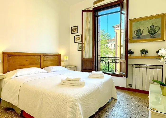 Moretta - Historical Center Apartment